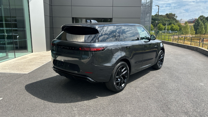 Land Rover Range Rover Sport 3.0 D250 Battersea Edition 5dr Auto Diesel Estate - Image 58